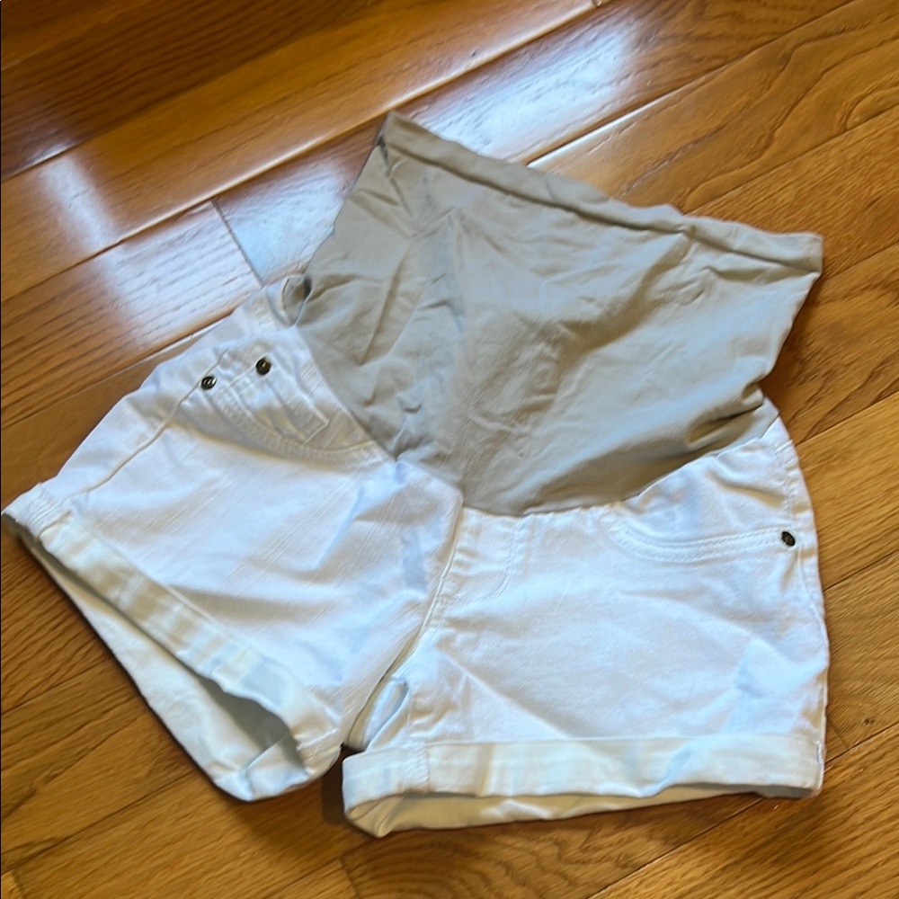 A Pea in the Pod Maternity White Jean Shorts with Stretchy Belly Panel
